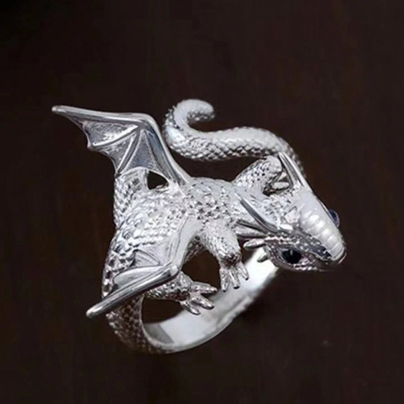 EC_ Women Dragon Shaped Ring!!! Limited Quantity!!!
